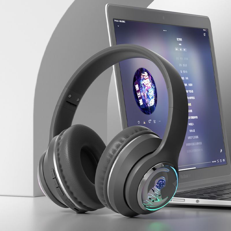 2025 new head mounted wireless Bluetooth earphones, astronaut computer stereo sound, sports game noise cancelling earphones